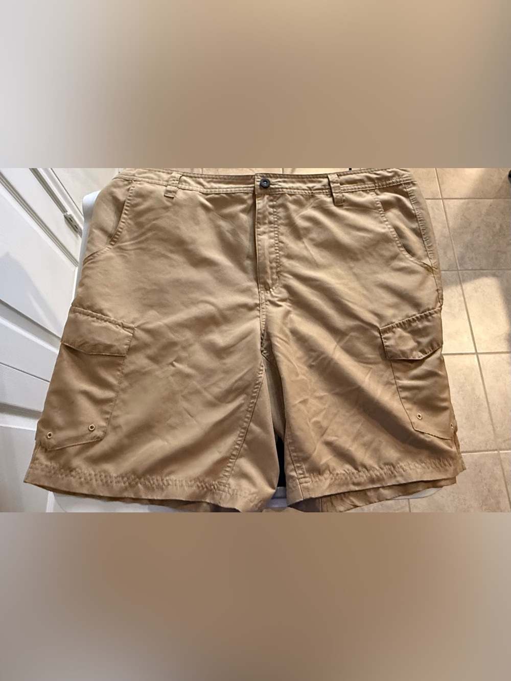 Magellan Outdoors Tan Cargo Shorts